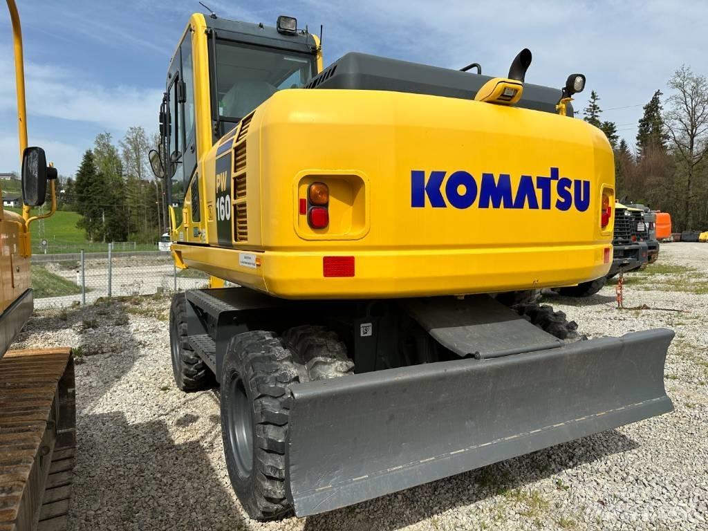 Komatsu PW 160-8 Wheeled excavators