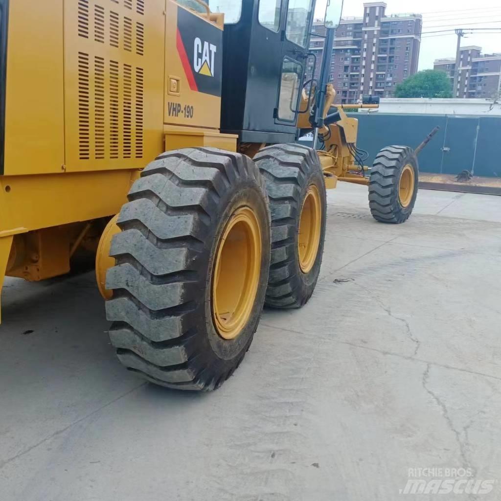 CAT 140 K Graders