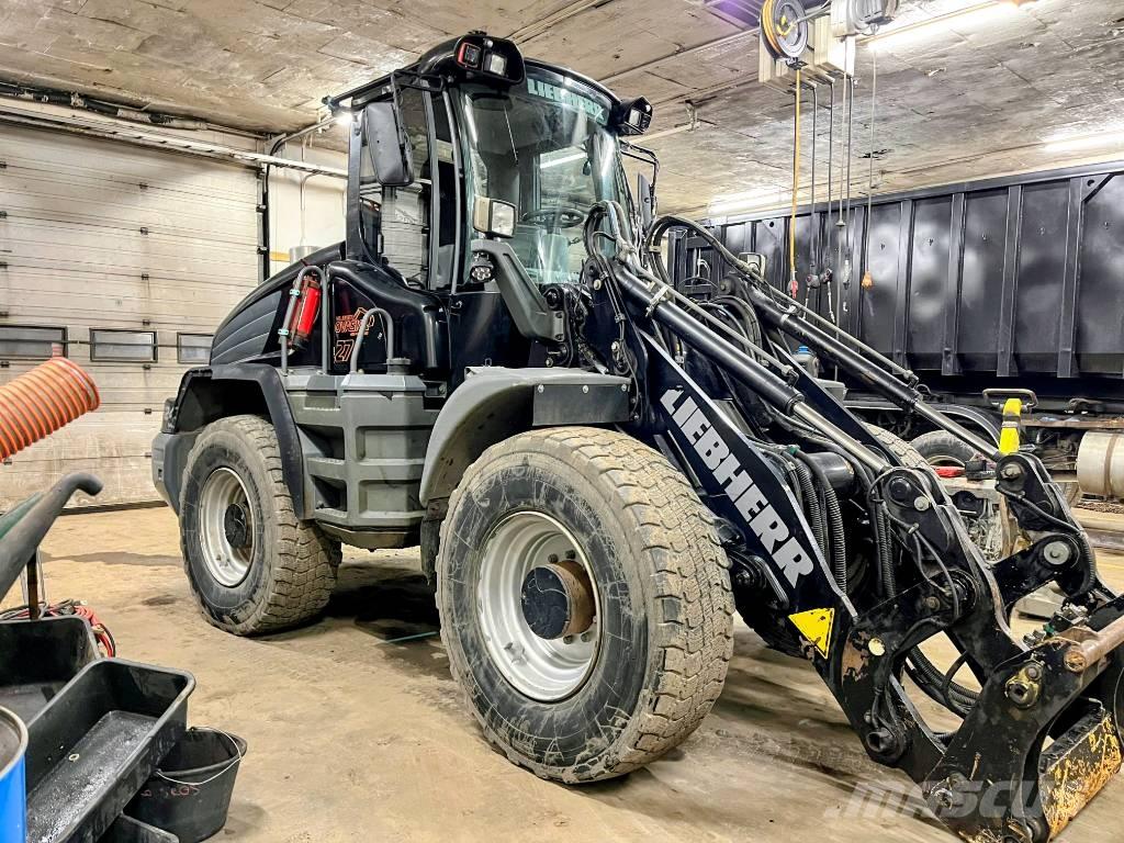 Liebherr L 524 Wheel loaders
