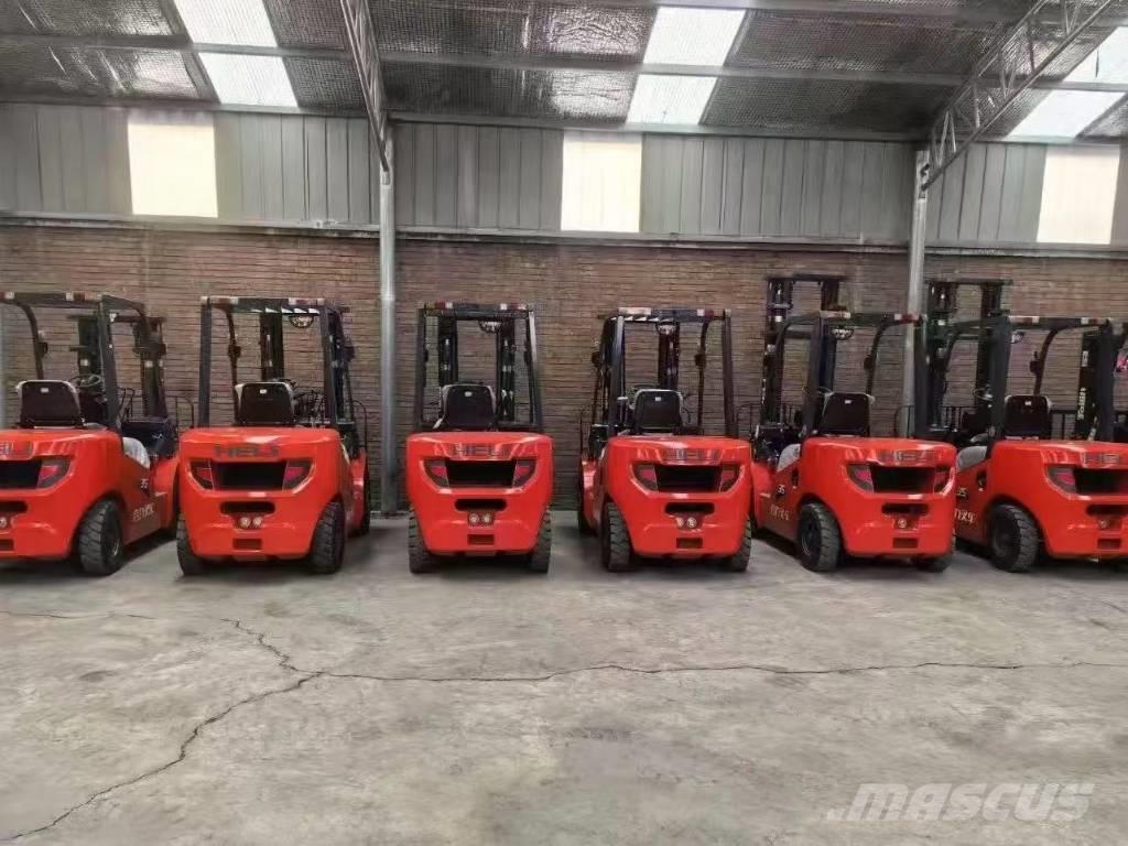Heli CPCD 35 Diesel trucks