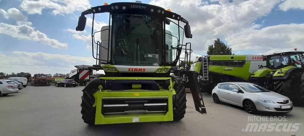 CLAAS LEXION 6800 Combine harvesters