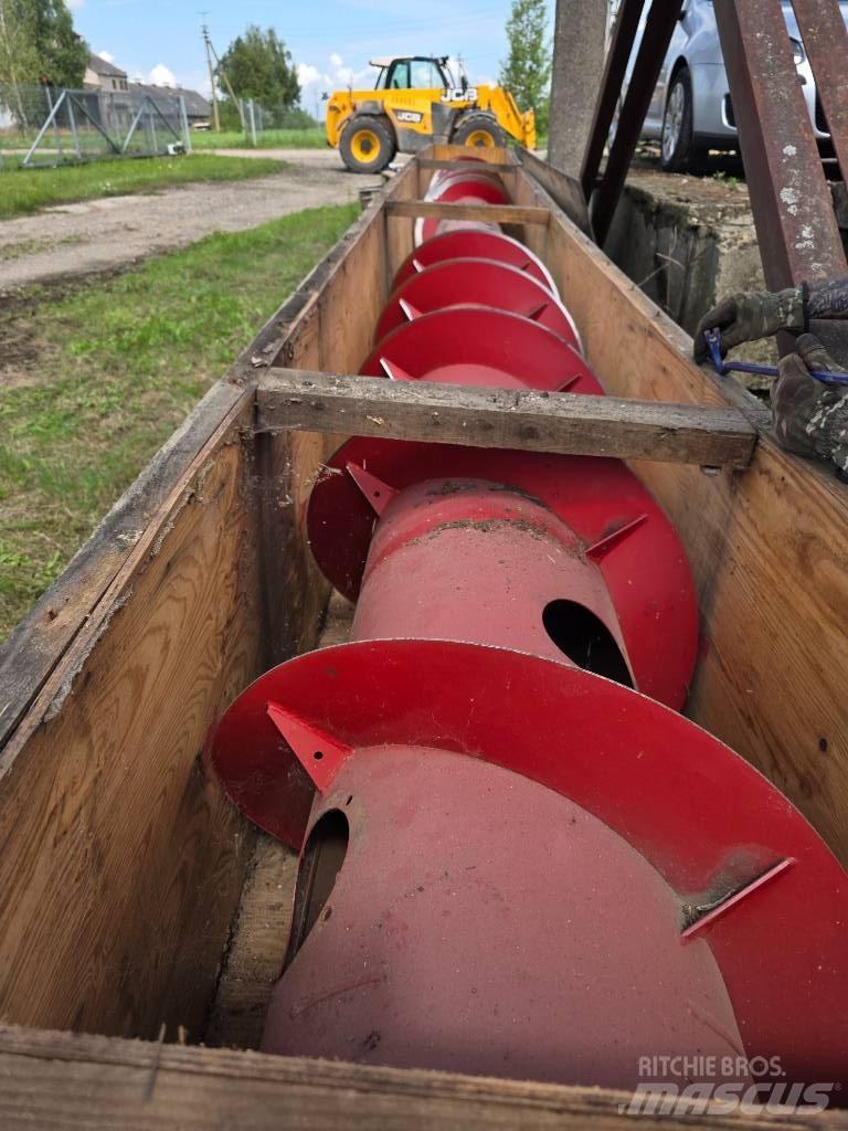 Case IH 3050 Combine harvester heads