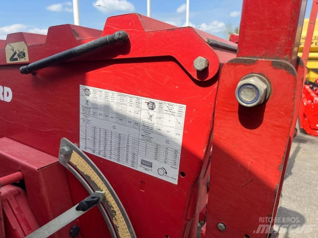 Accord M DRILL PRO Sowing machines