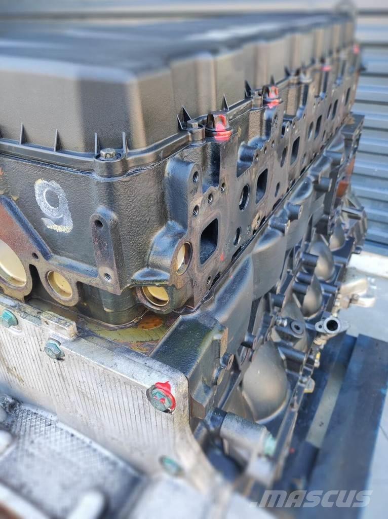 MAN D3876 Engines