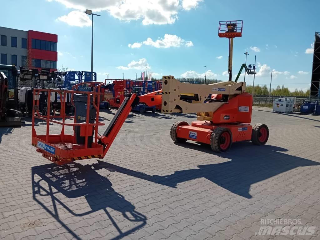 JLG E 450 AJ Articulated boom lifts