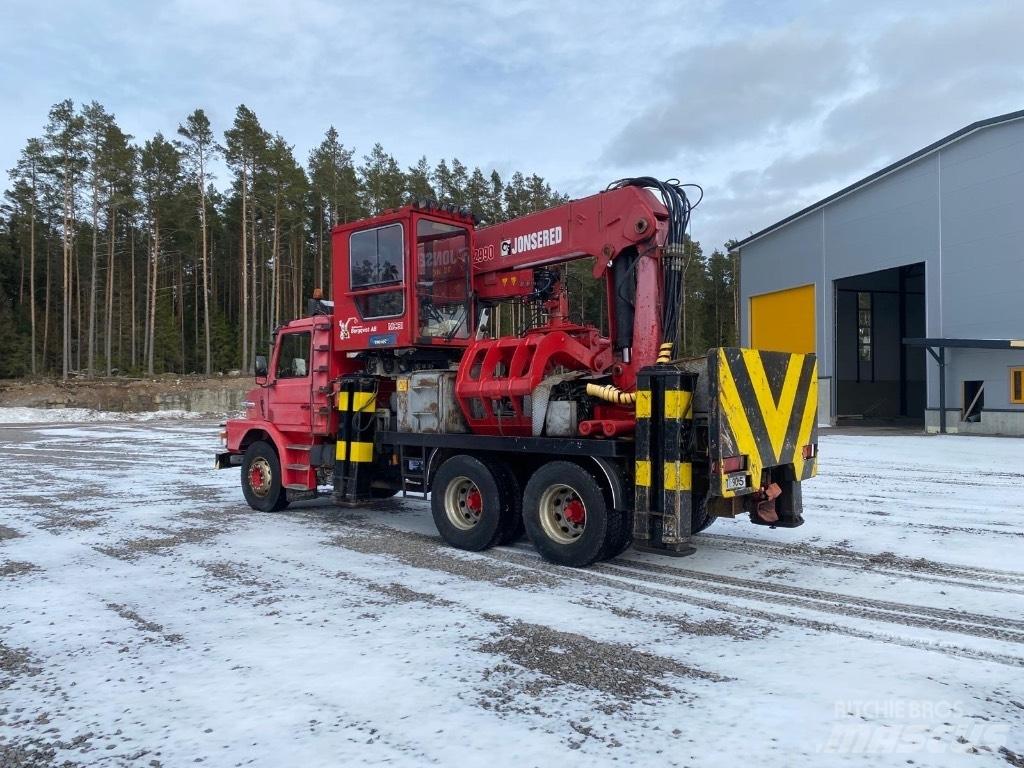 Scania T 113 H 360 Truck mounted cranes