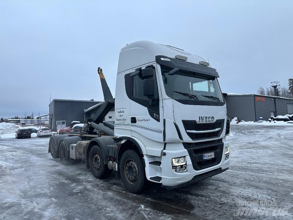 Iveco X-Way 560 8x2 Hook lift trucks