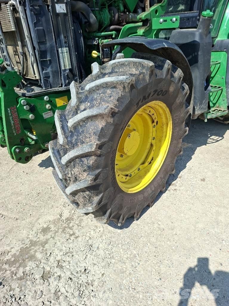 John Deere 6110M Tractors