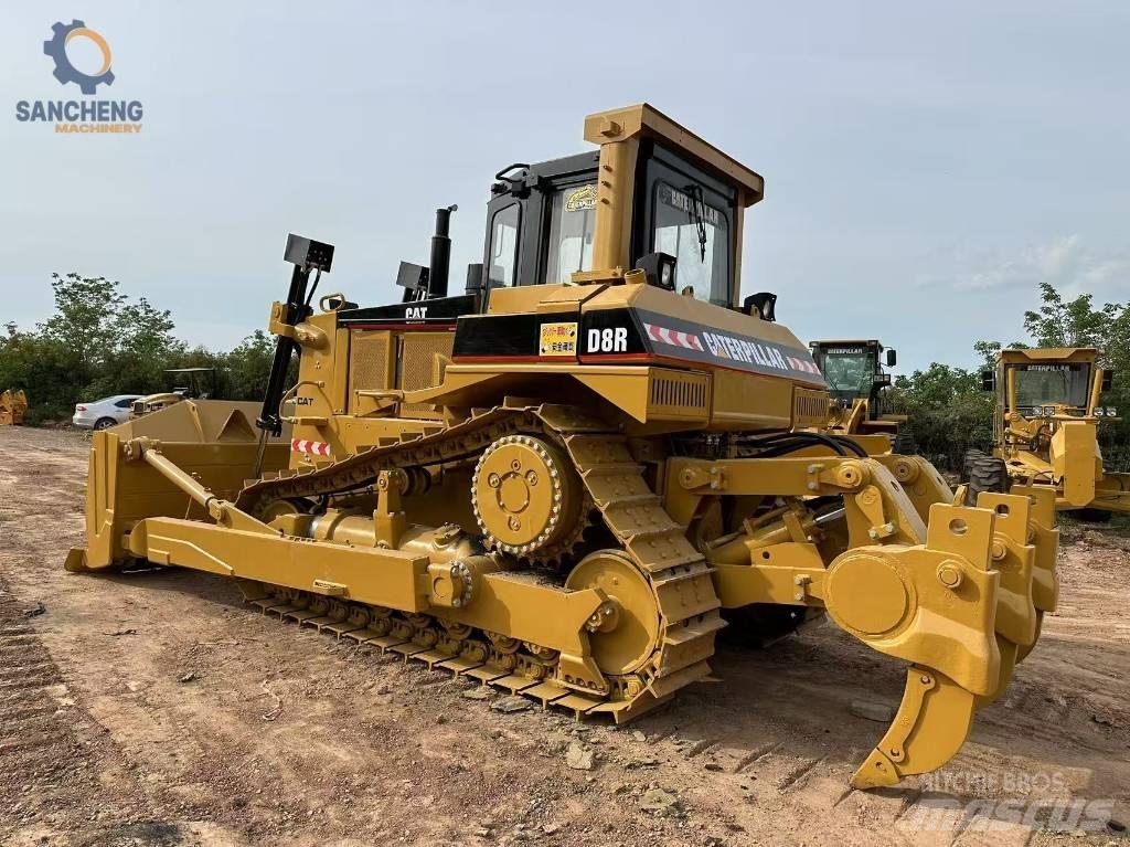 CAT D8R Crawler dozers