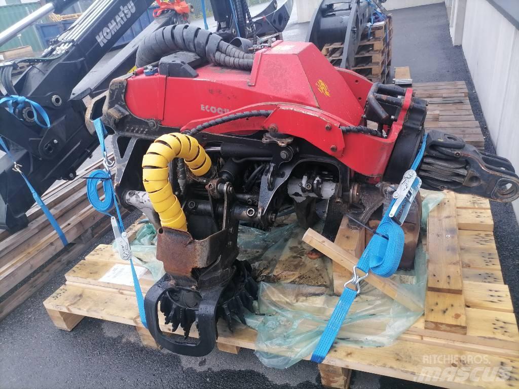 Komatsu C 124 Harvesters