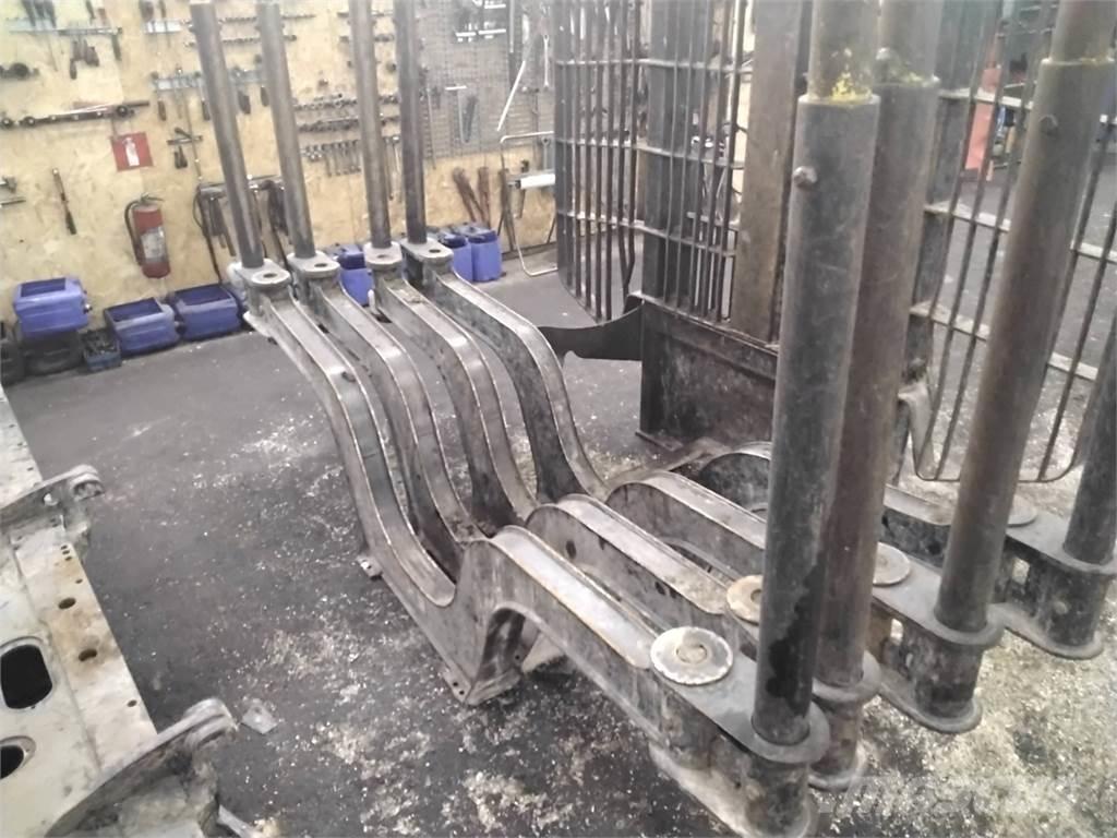 John Deere 1010e Other components