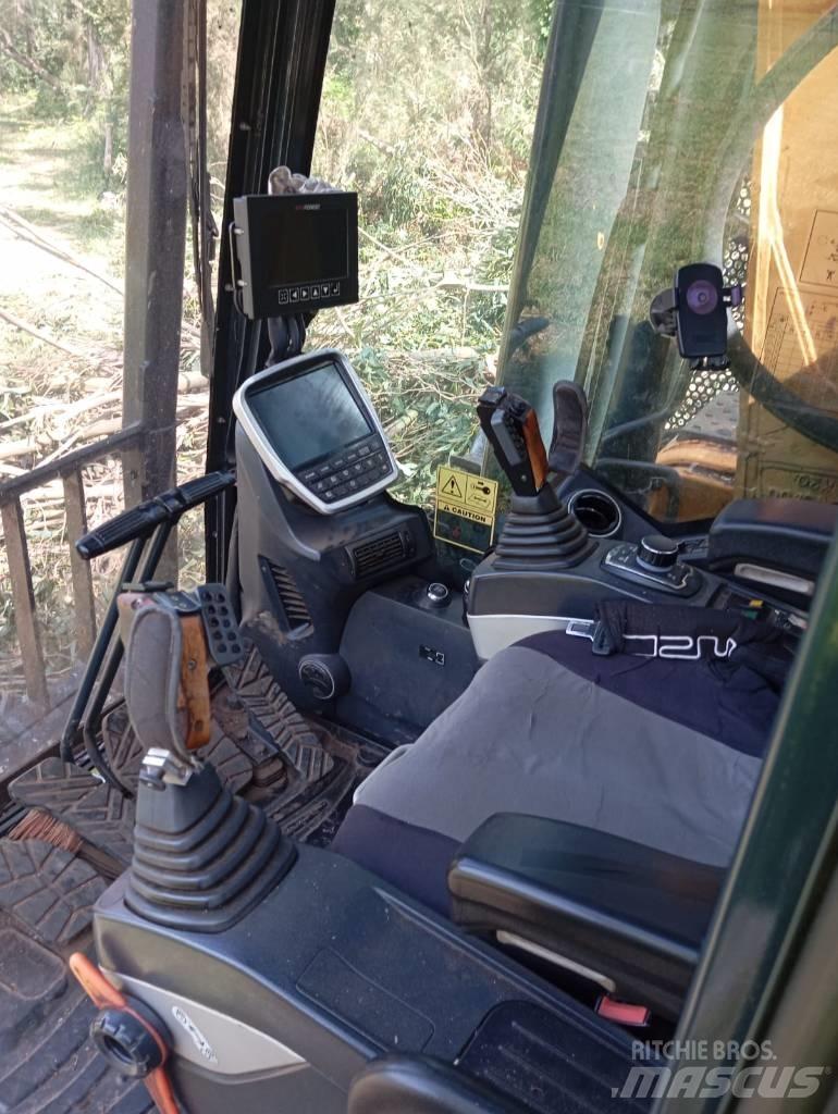 Hyundai 220 HXNLC Excavators