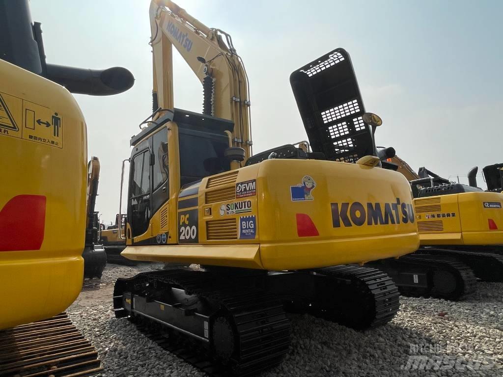 Komatsu PC 200 Crawler excavators