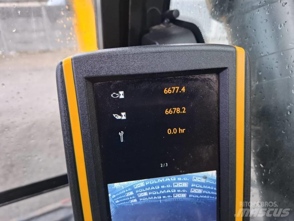 JCB JS 145 W Wheeled excavators