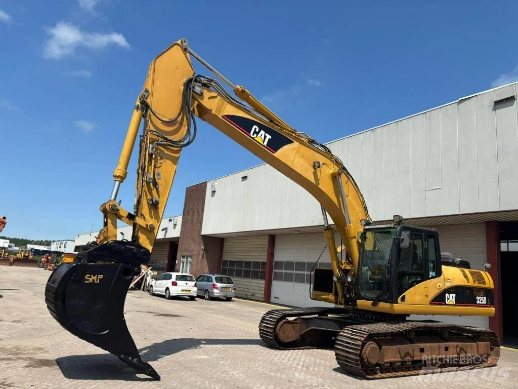 CAT 325 D L Crawler excavators