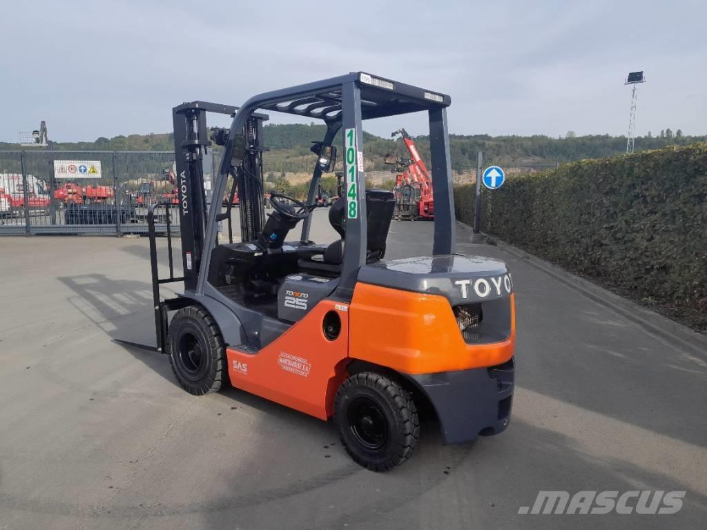 Toyota 52-8 FDF 25 Diesel trucks