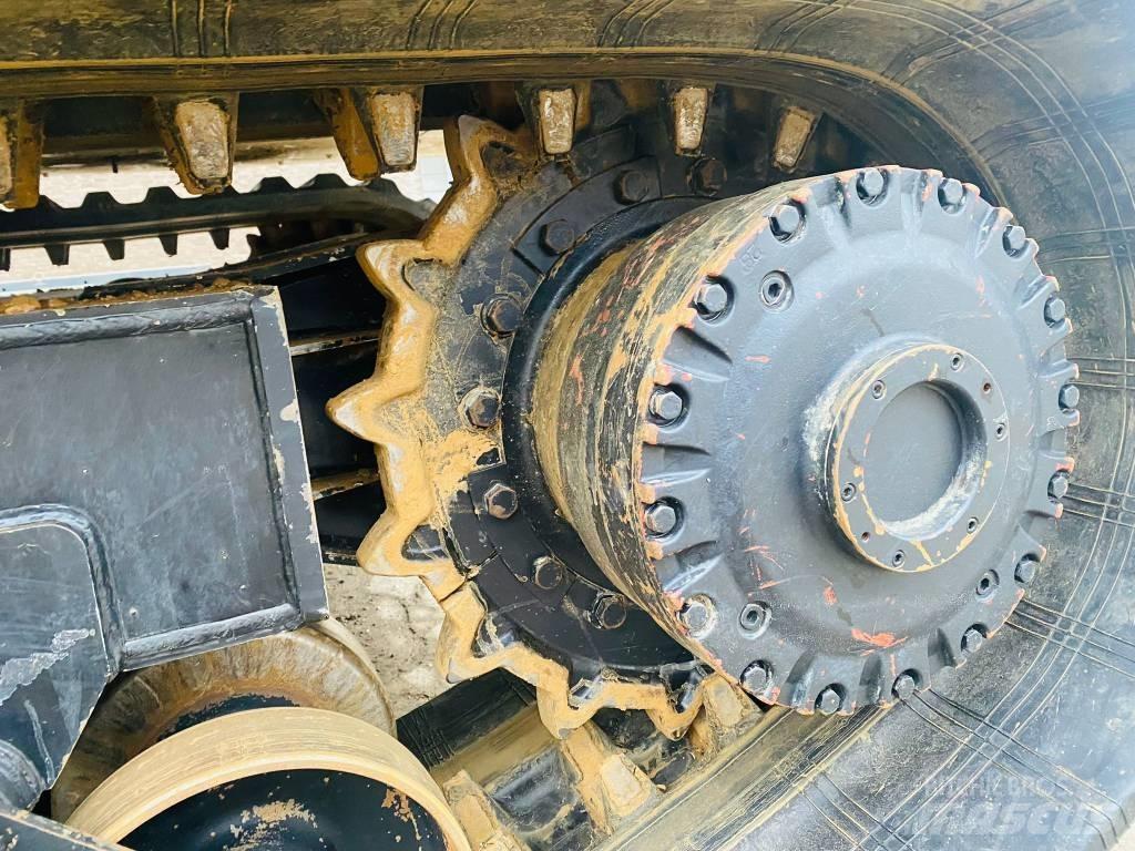 Morooka MST 110cr Tracked dumpers