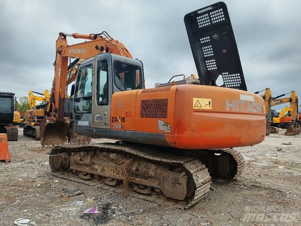 Hitachi ZX 200 Crawler excavators