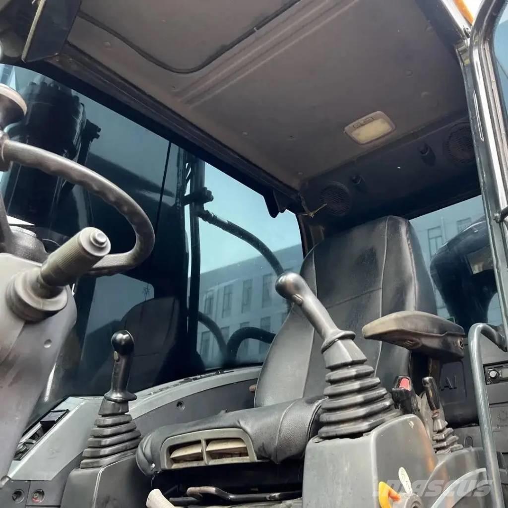 Hyundai R210W-9T Wheeled excavators