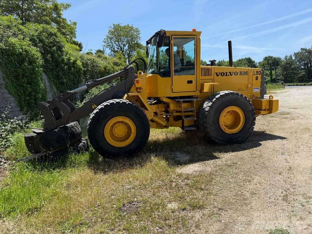 Volvo L90B Wheel loaders