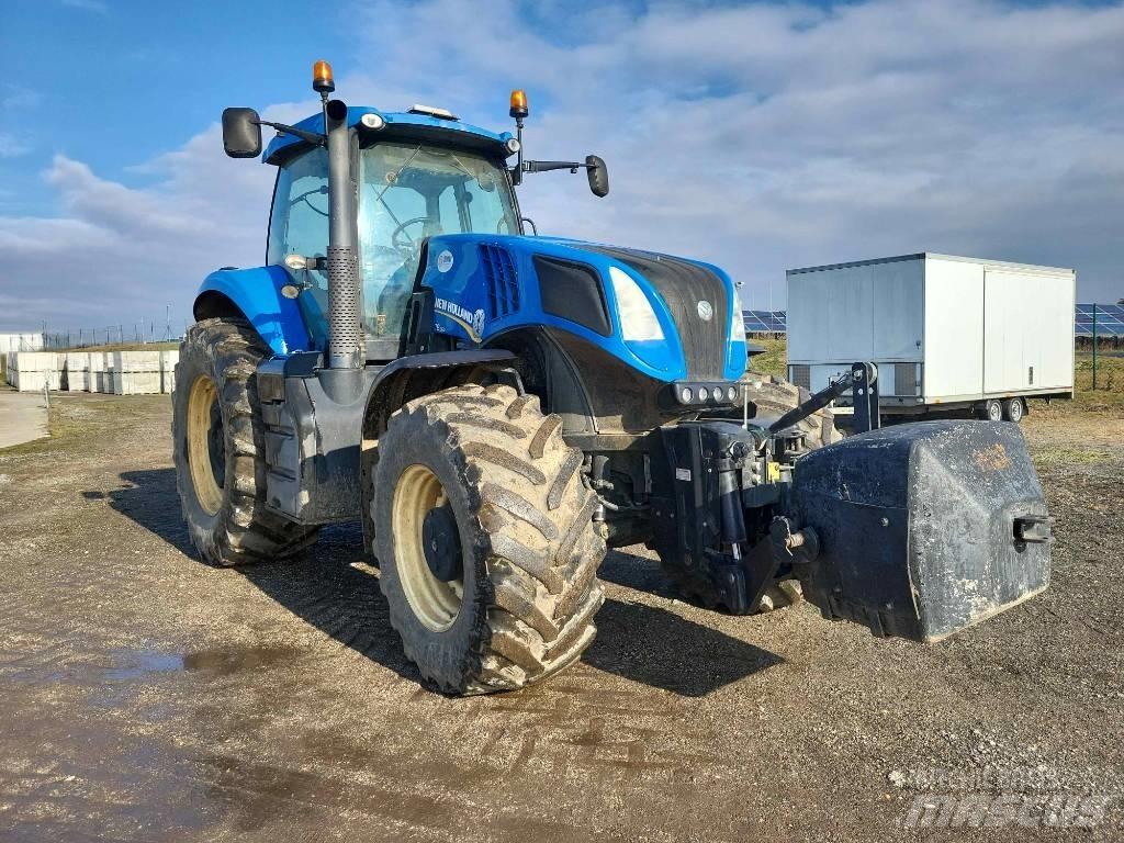 New Holland T 8.360 Tractors