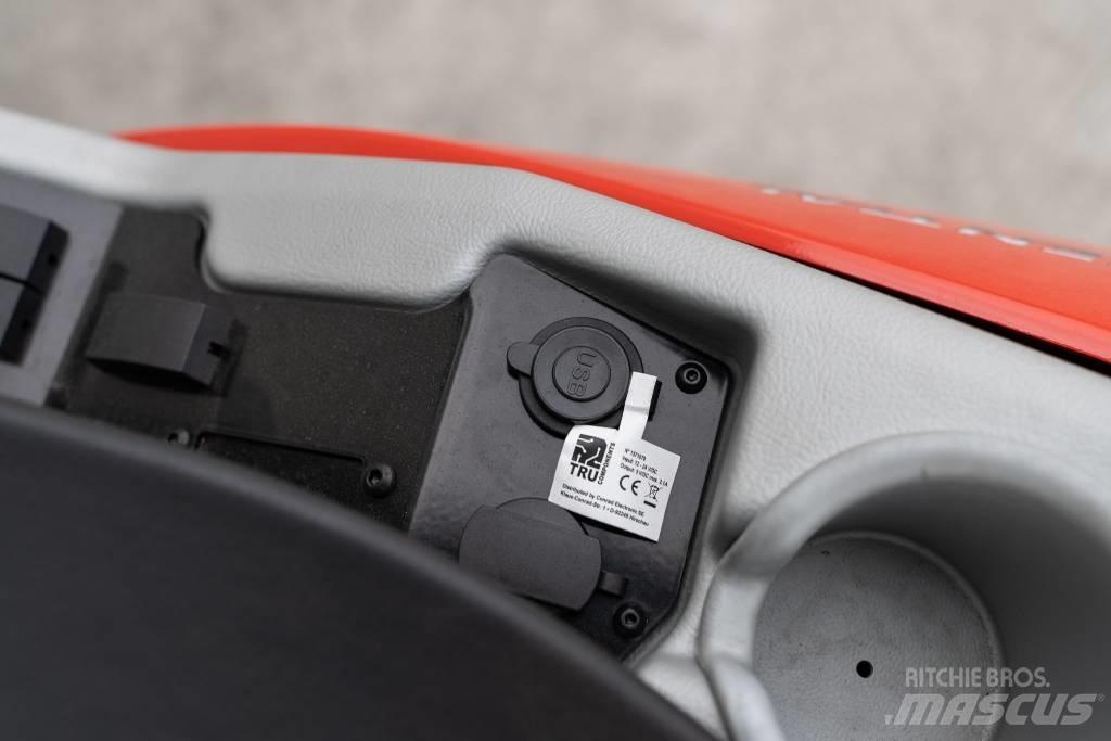 Manitou MLA 3-25HC Mini loaders