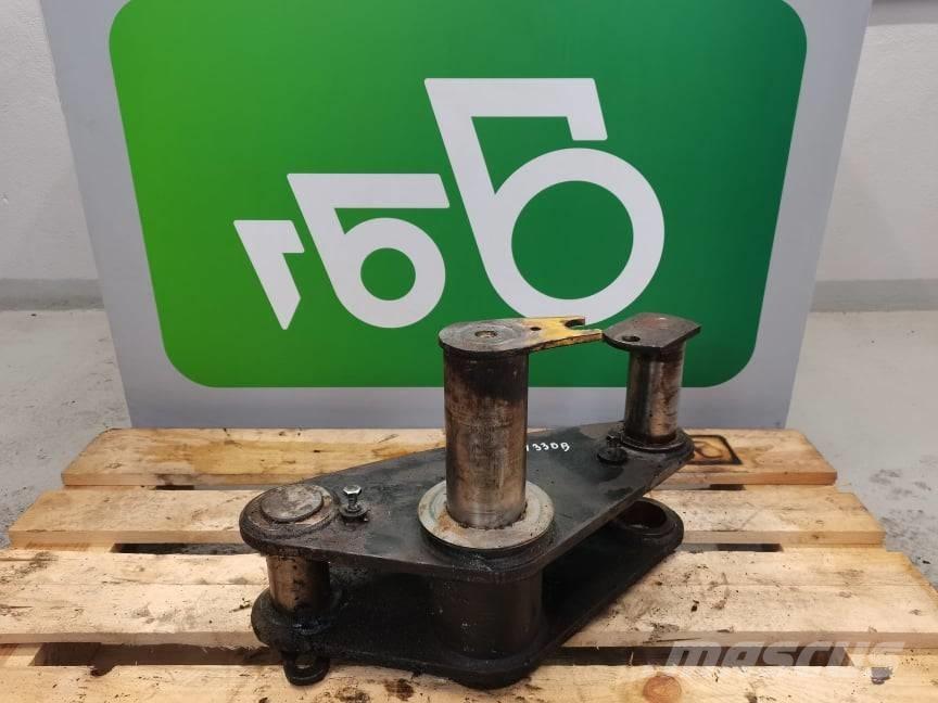 CAT TH 330 {Banan} Booms and arms