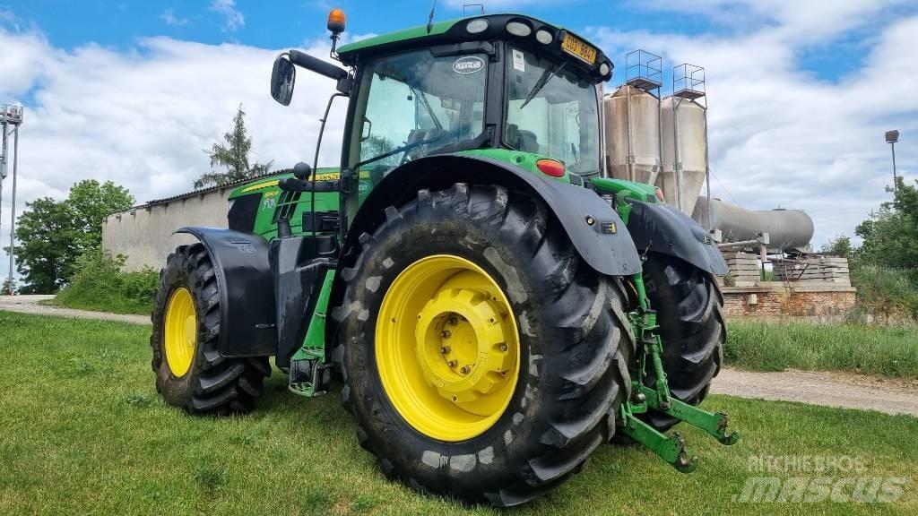 John Deere 6190 R Tractors