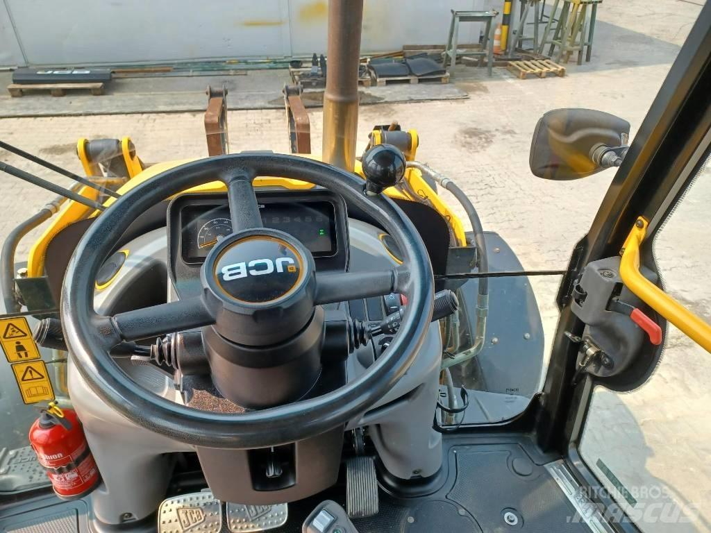 JCB 3CX PLUS AEC Backhoe
