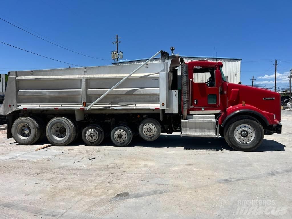 Kenworth T 800 Tipper trucks