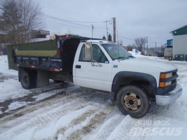 Chevrolet 3500 HD Tipper trucks