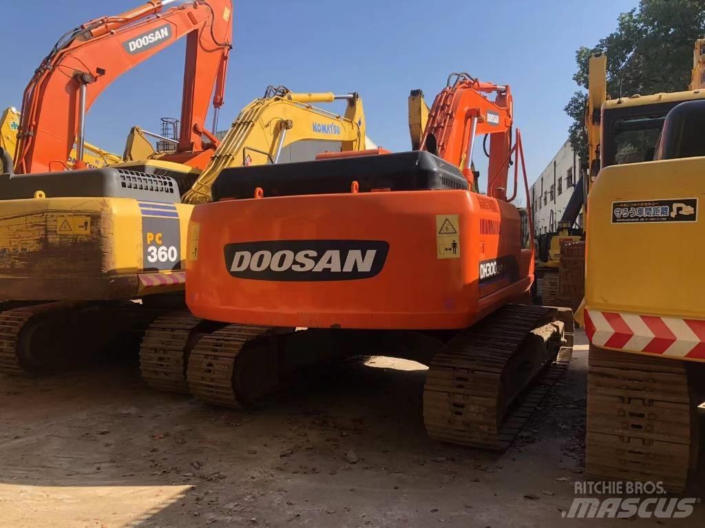 Doosan 225 LC Crawler excavators