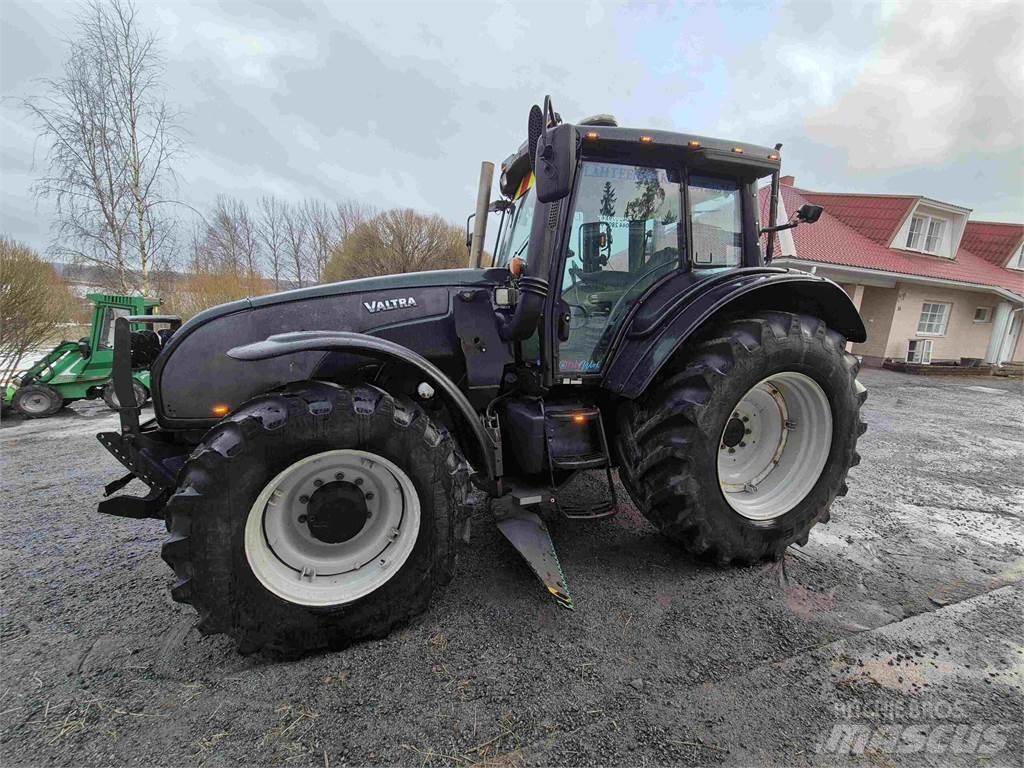 Valtra T191LS Tractors