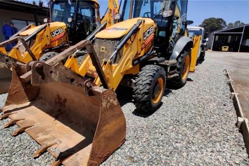 JCB 3CX 4X4 Backhoe