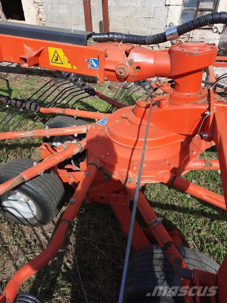 Kuhn GA6632 Windrowers