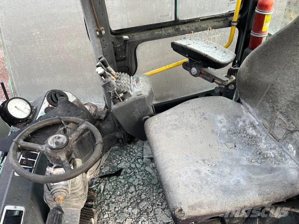 Kalmar DCE 100-6 Diesel trucks