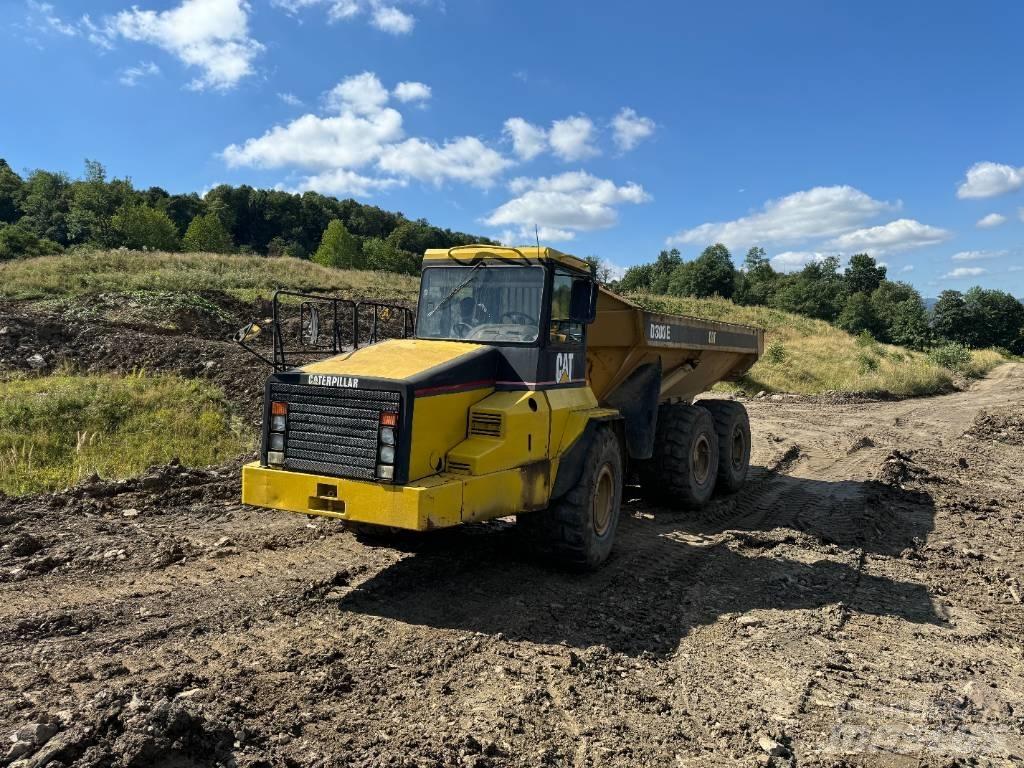 CAT D 300 E Articulated Haulers
