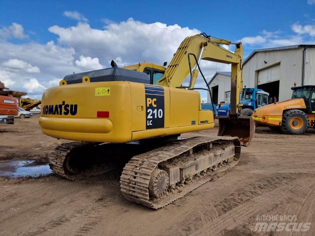 Komatsu PC 210-6 Crawler excavators