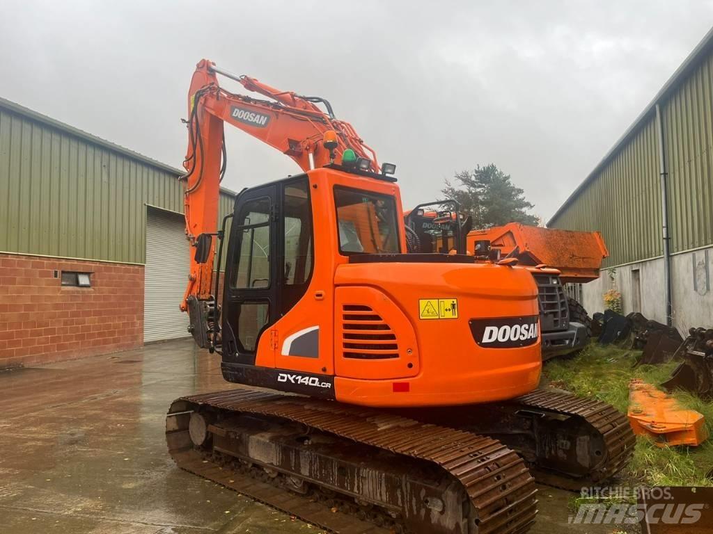  2015 DX140LCR-3 Crawler excavators