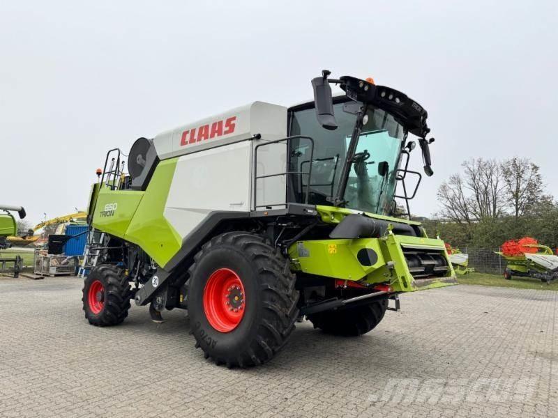 CLAAS TRION 650 Combine harvesters