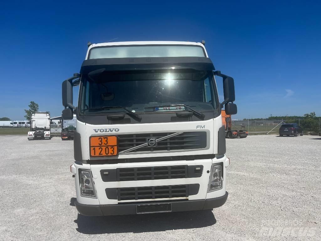 Volvo FM 440 Tanker trucks