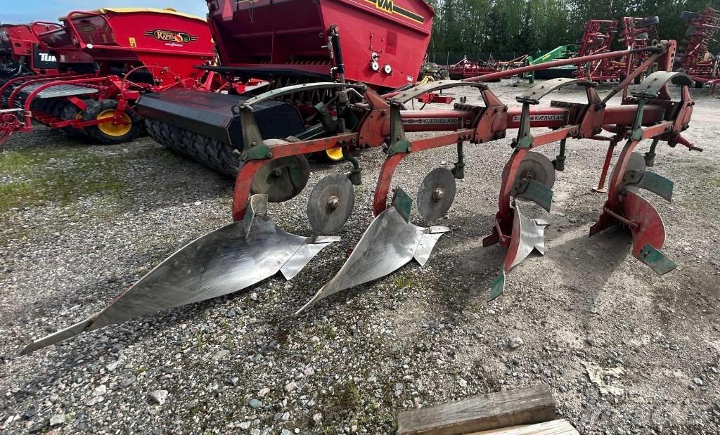 Kverneland A3 4X16 Ploughs