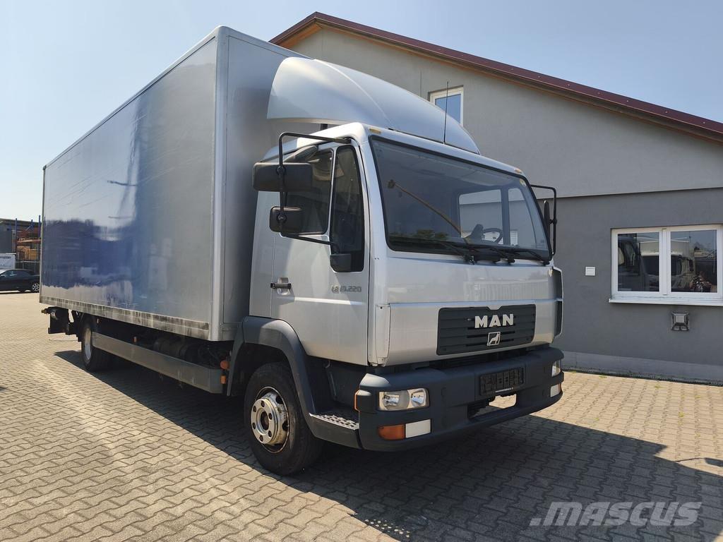 MAN LE 10.220 Box trucks