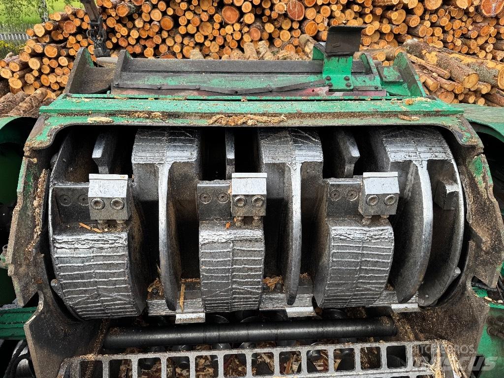 JENZ 582R Wood chippers