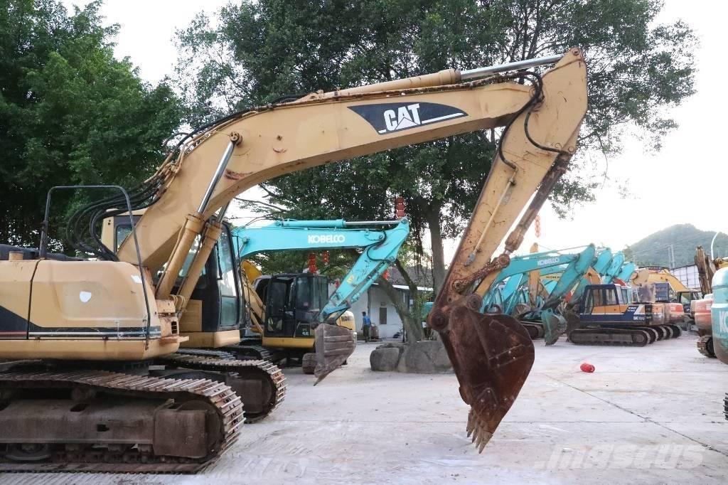 CAT 320BU Crawler excavators