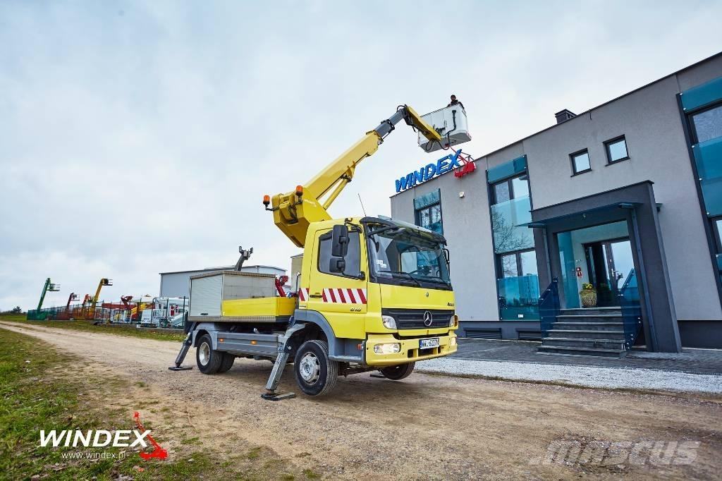 VERSALIFT VT 51 NF Truck mounted platforms