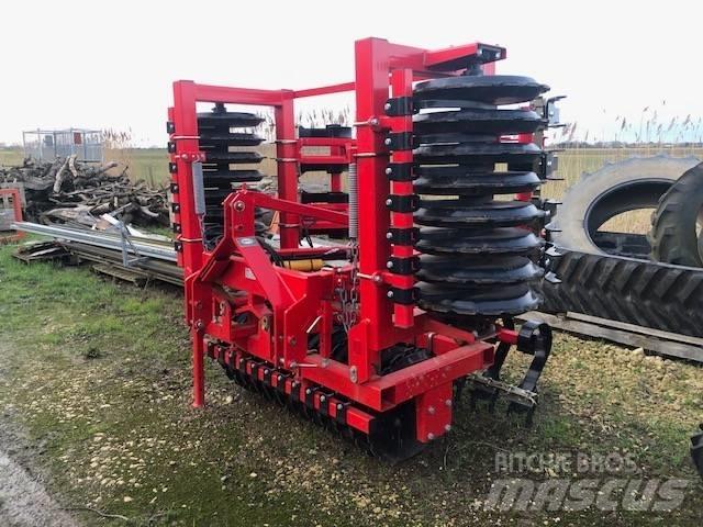 He-Va 4M PRESS Farm machinery