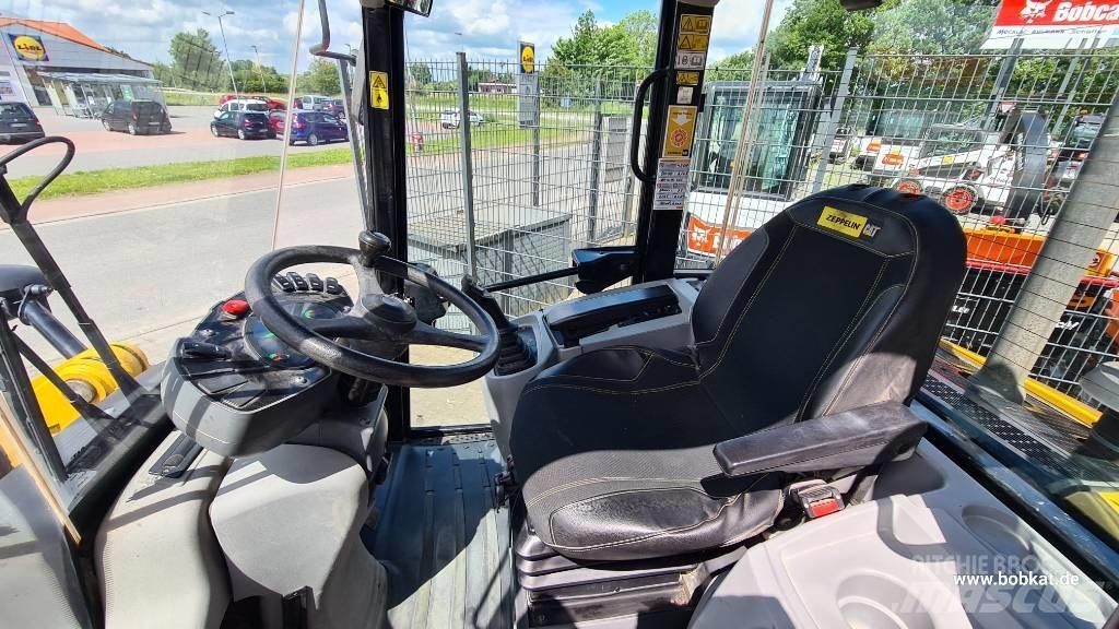 CAT 908 Wheel loaders