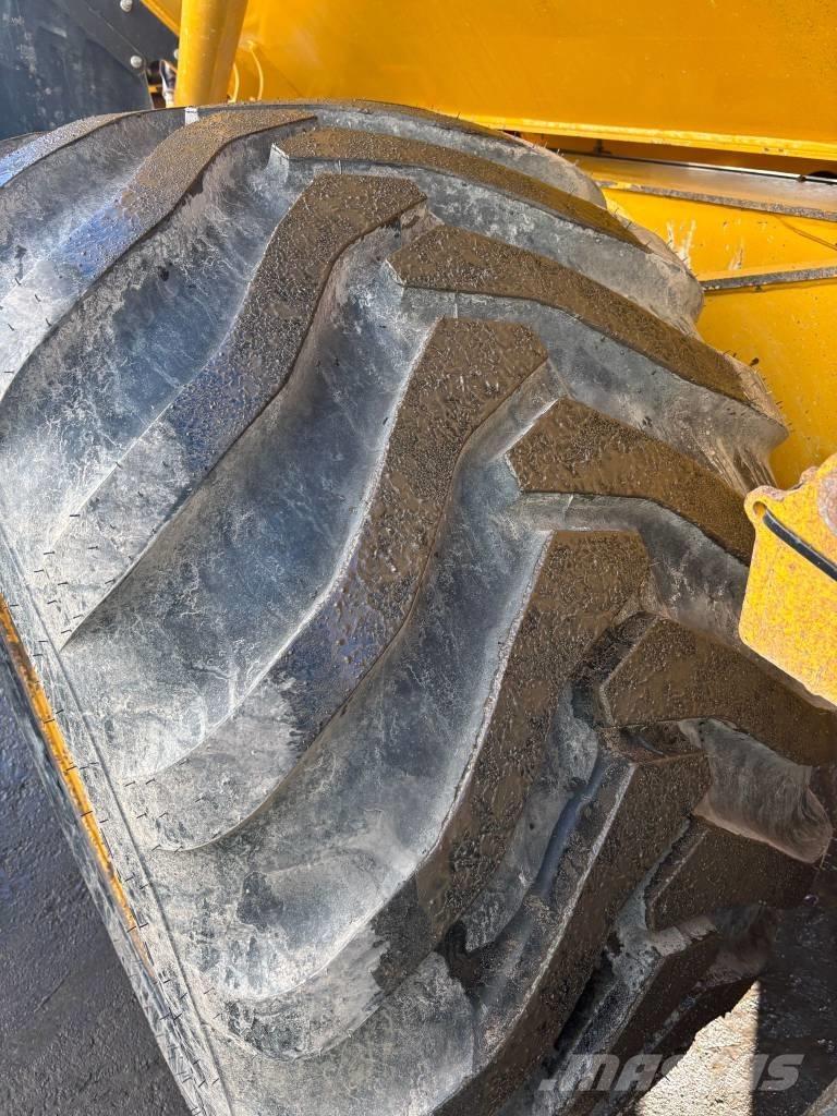 Bell B 20 E Articulated Haulers