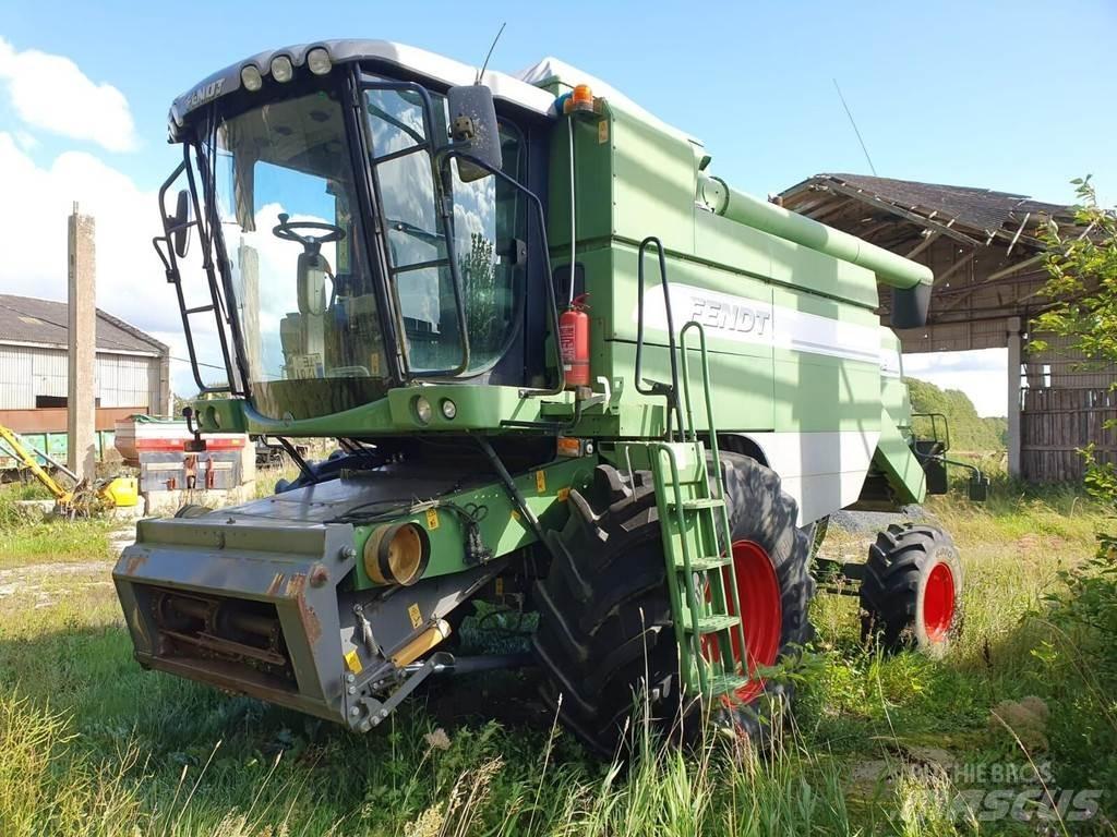 Fendt 5220 E Combine harvesters